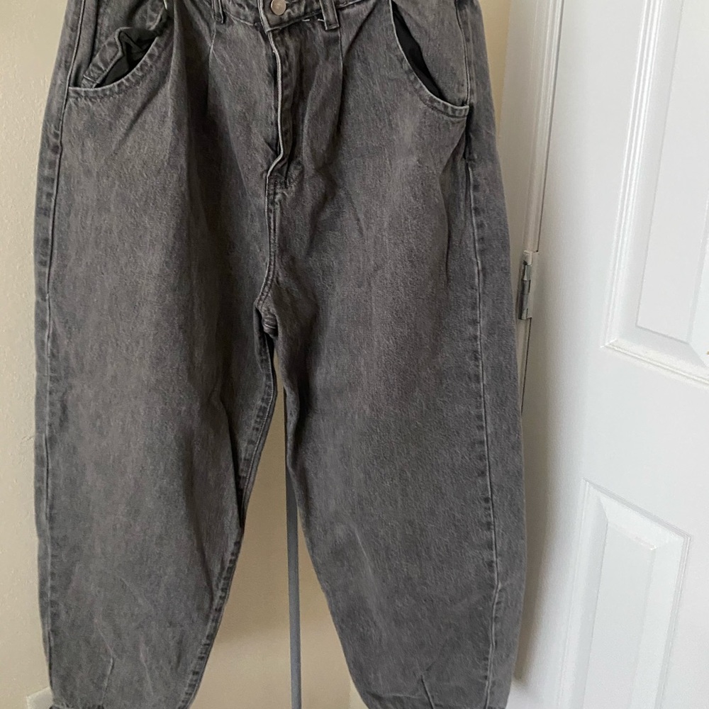 Baggy jeans